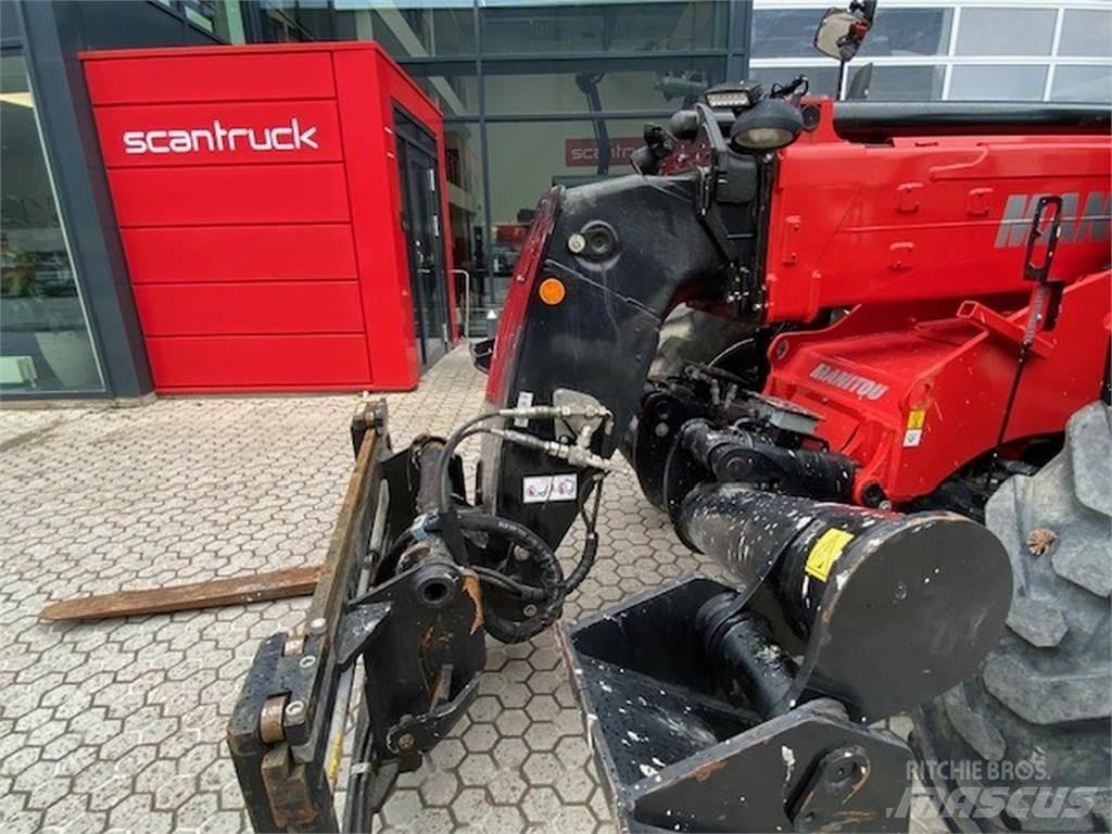Manitou MT1135 ST5 テレスコーピックハンドラー