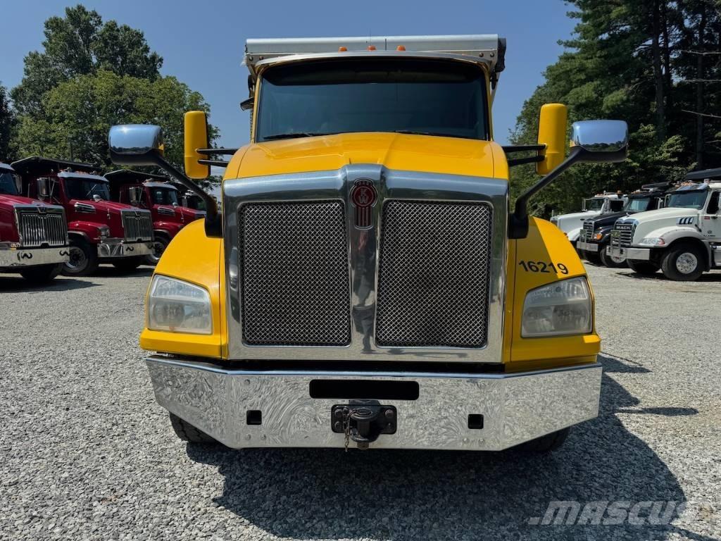 Kenworth T 880 ダンプ