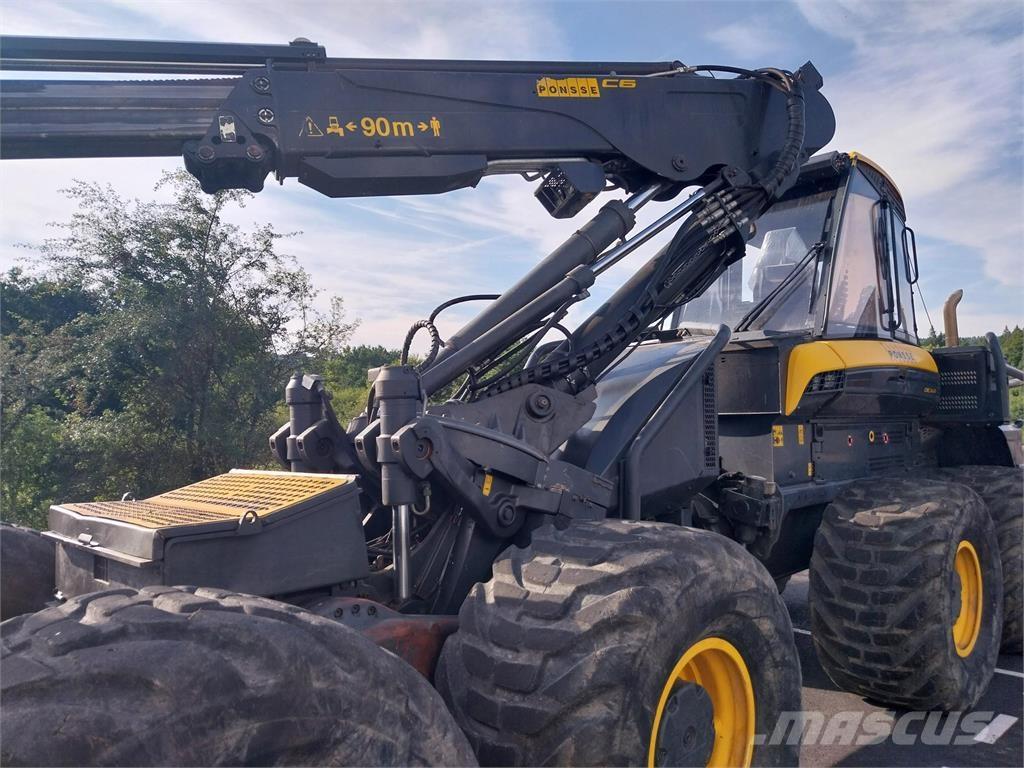 Ponsse BEAR ハーベスター