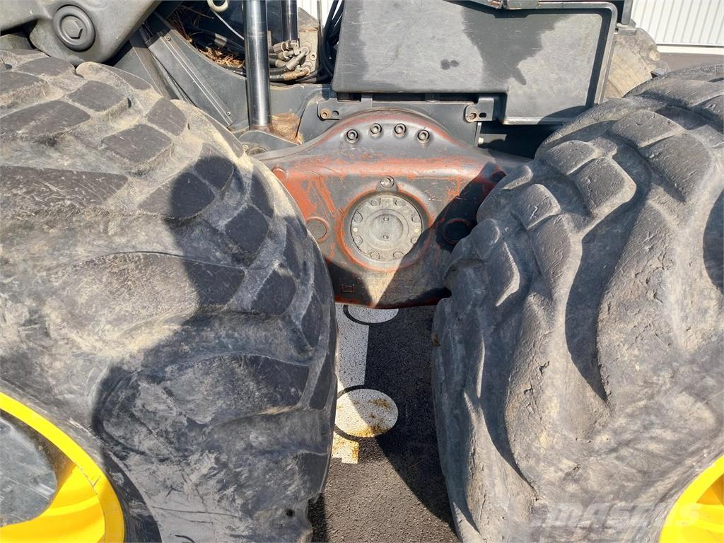 Ponsse BEAR ハーベスター