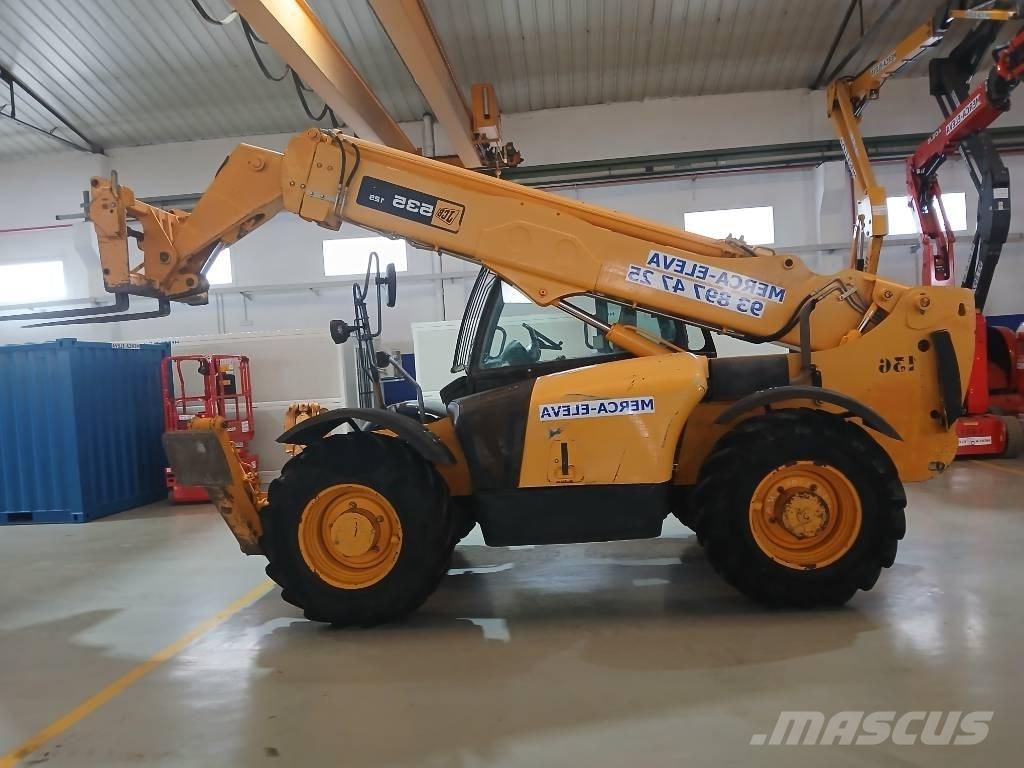 JCB 535 V 125 テレスコーピックハンドラー