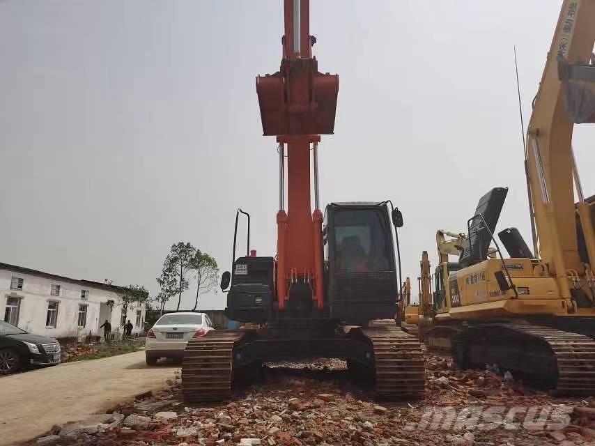 Hitachi ZX 210 大型油圧ショベル12t以上（パワーショベル・ユンボ）