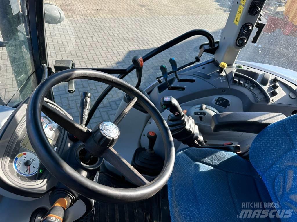 New Holland T 5.95 トラクター