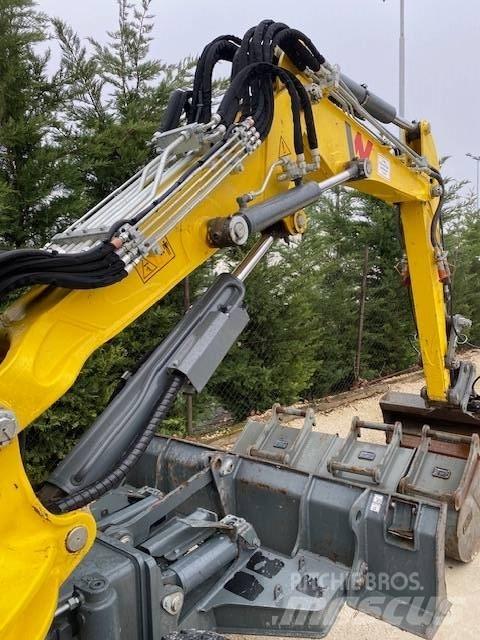 Wacker Neuson EW65 ホイール式油圧ショベル（パワーショベル・ユンボ・バックホー）