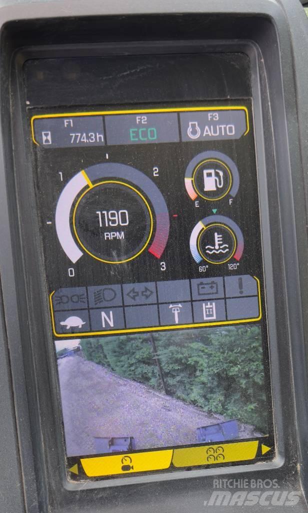 Wacker Neuson EW65 ホイール式油圧ショベル（パワーショベル・ユンボ・バックホー）