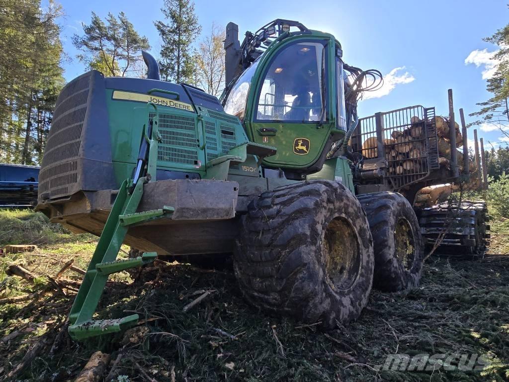 John Deere 1510G フォワーダー