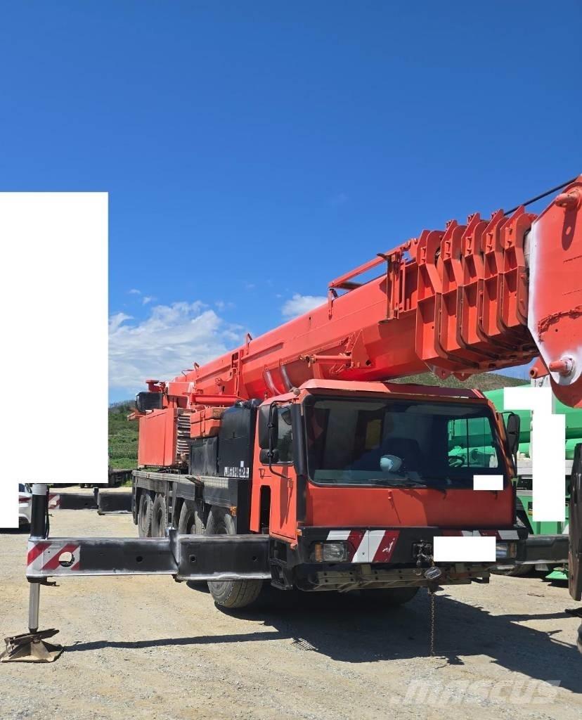 Liebherr LTM 1090-2 オールテレーンクレーン