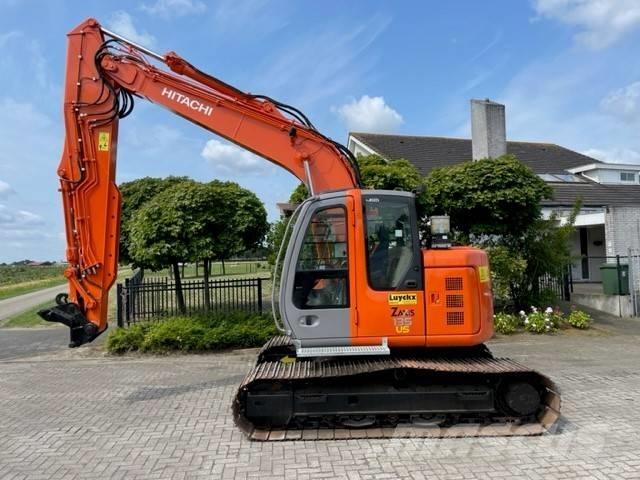 Hitachi ZX 135 US 大型油圧ショベル12t以上（パワーショベル・ユンボ）