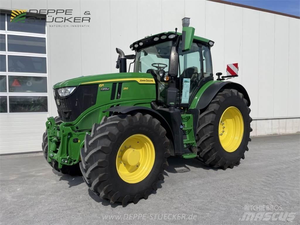 John Deere 6R 250 トラクター