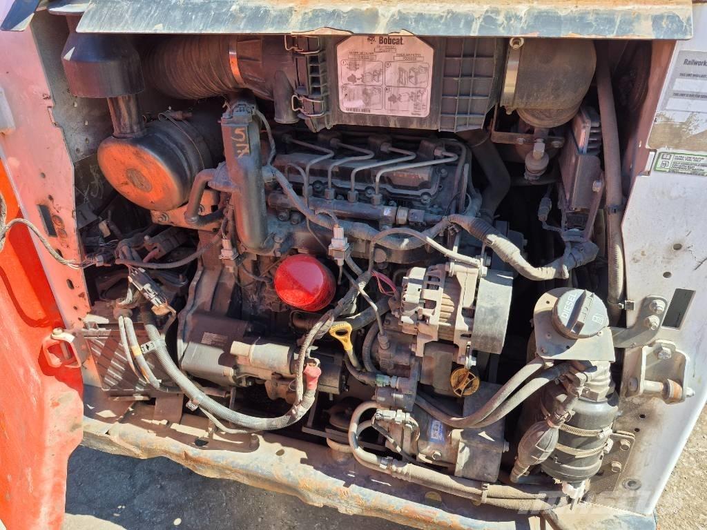 Bobcat S 570 スキッドステアローダー
