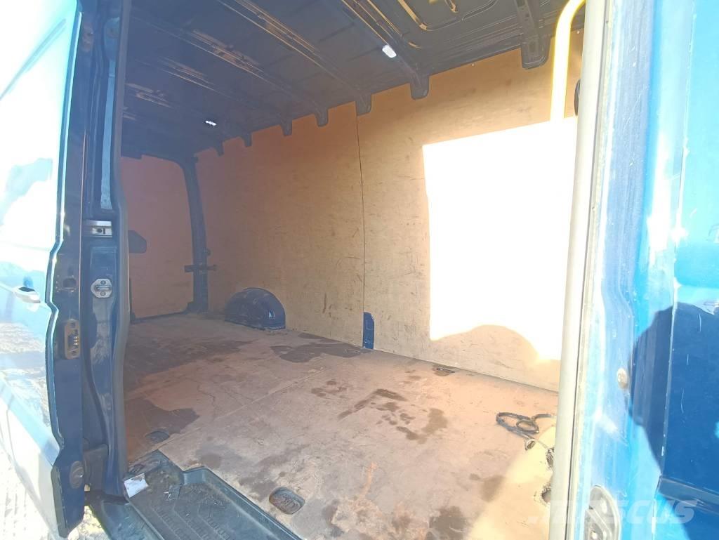 Volkswagen Crafter パネルバン