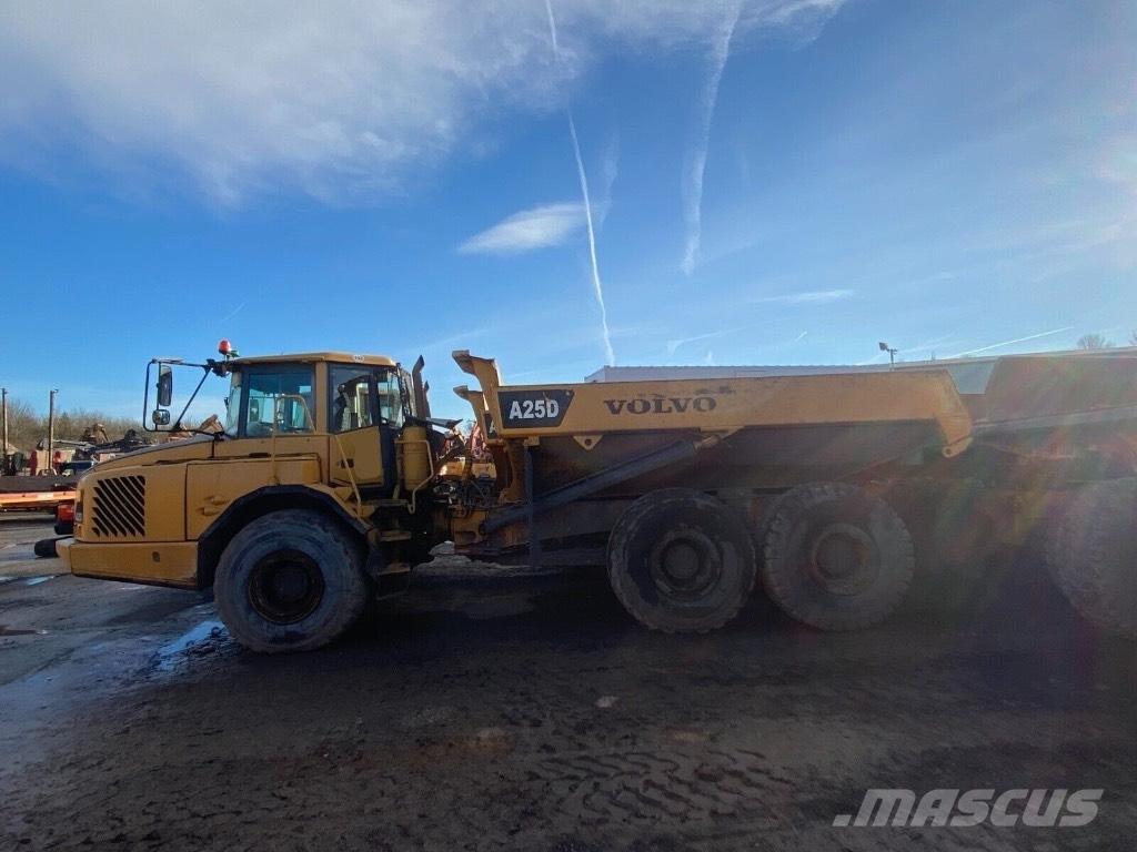 Volvo A 25 D アーティキュレート式ダンプトラック