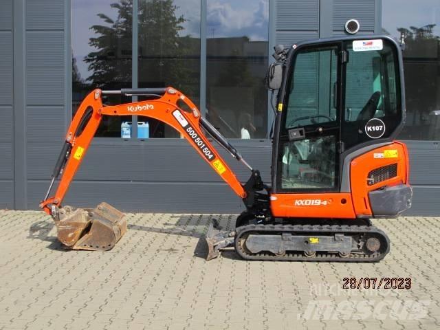 Kubota KX 019-4 ミニ油圧ショベル 7t以下（ミニユンボ・ミニディガー）