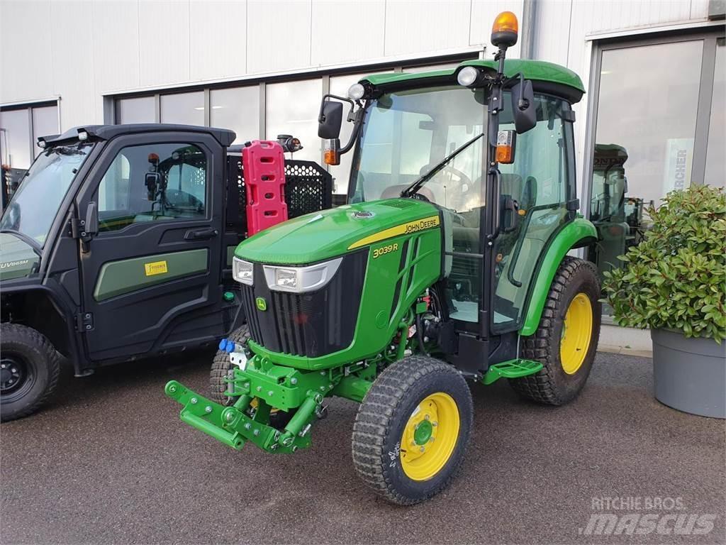 John Deere 3039R コンパクトトラクター