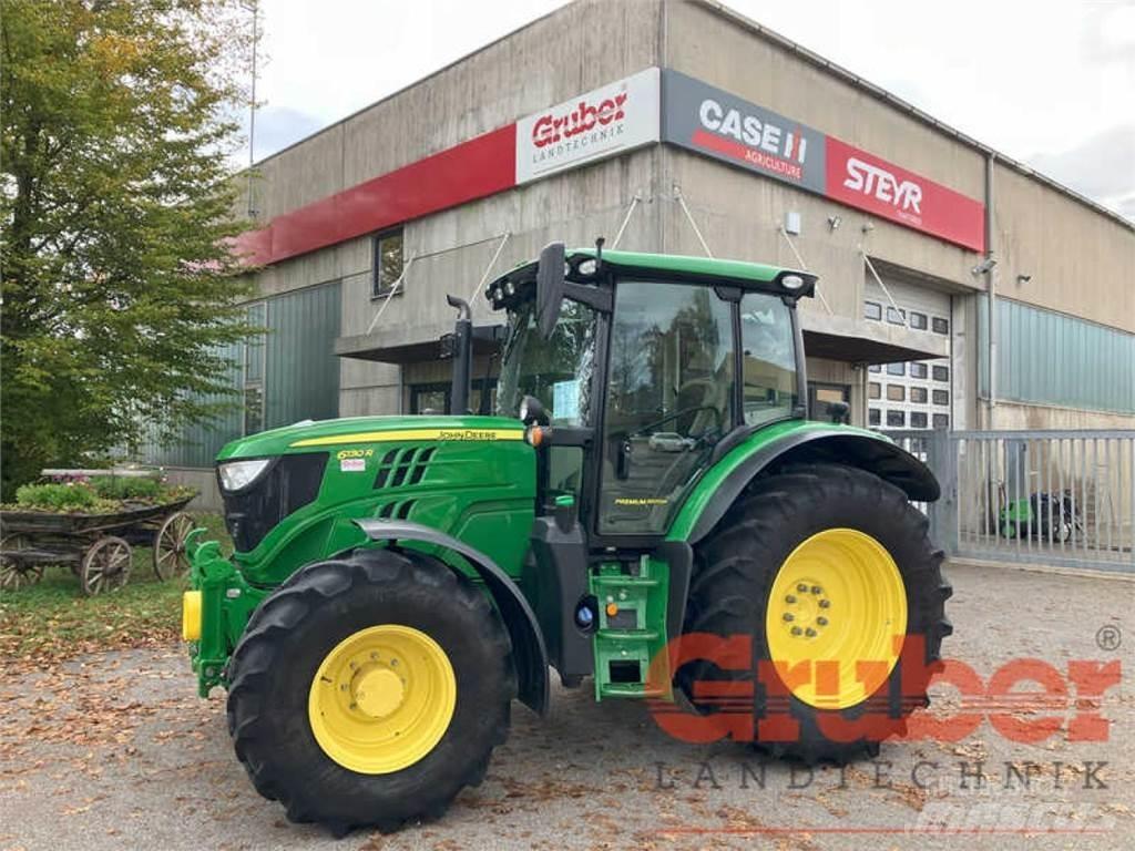 John Deere 6130 R トラクター