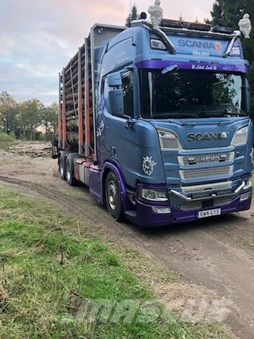Scania R650B6X4NB 木材トラック