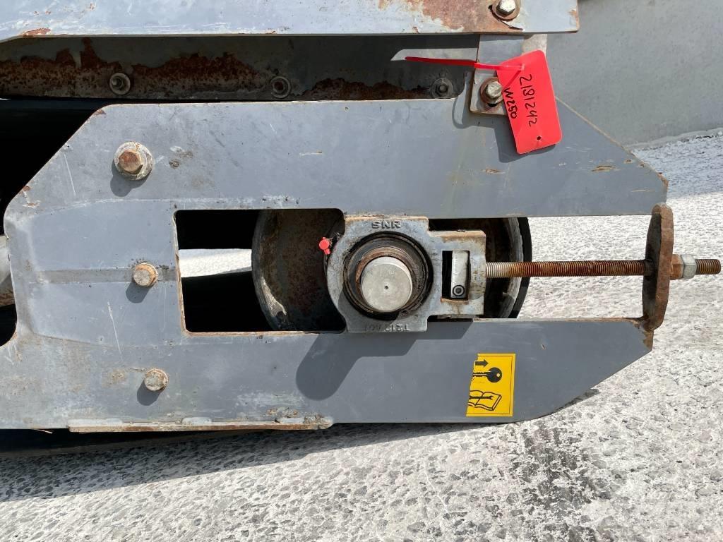 Wirtgen W250 運搬設備