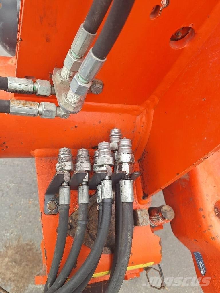 Kuhn Vari-Master 122 リバーシブルプラウ