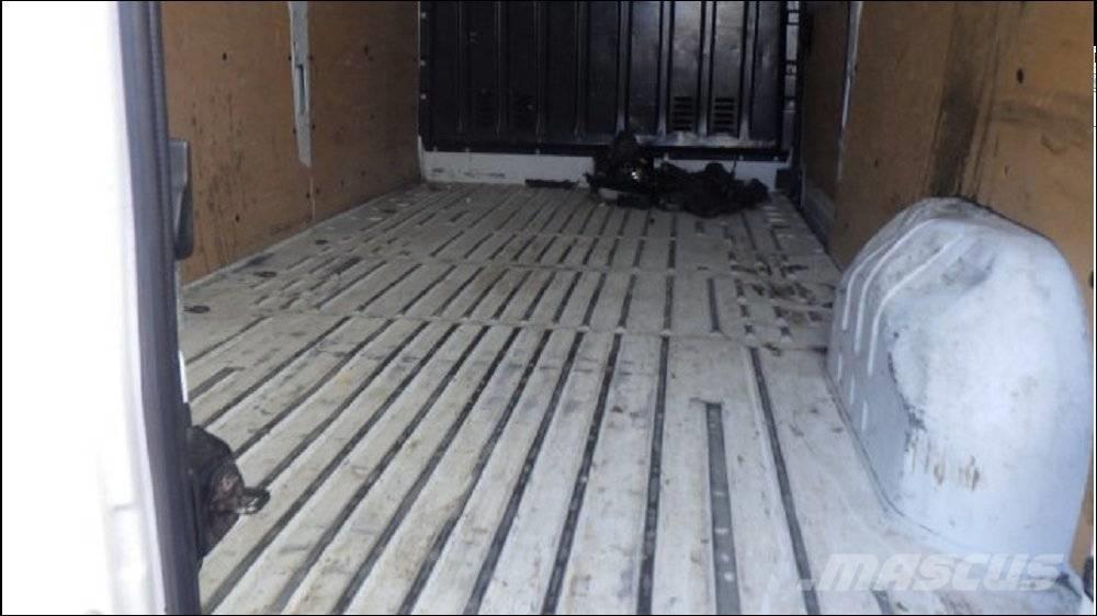 Renault MASTER 3 ボックストラック