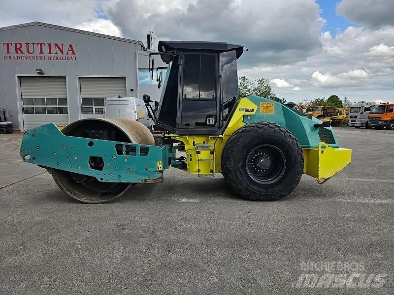 Ammann ARS 130HX 振動ローラ
