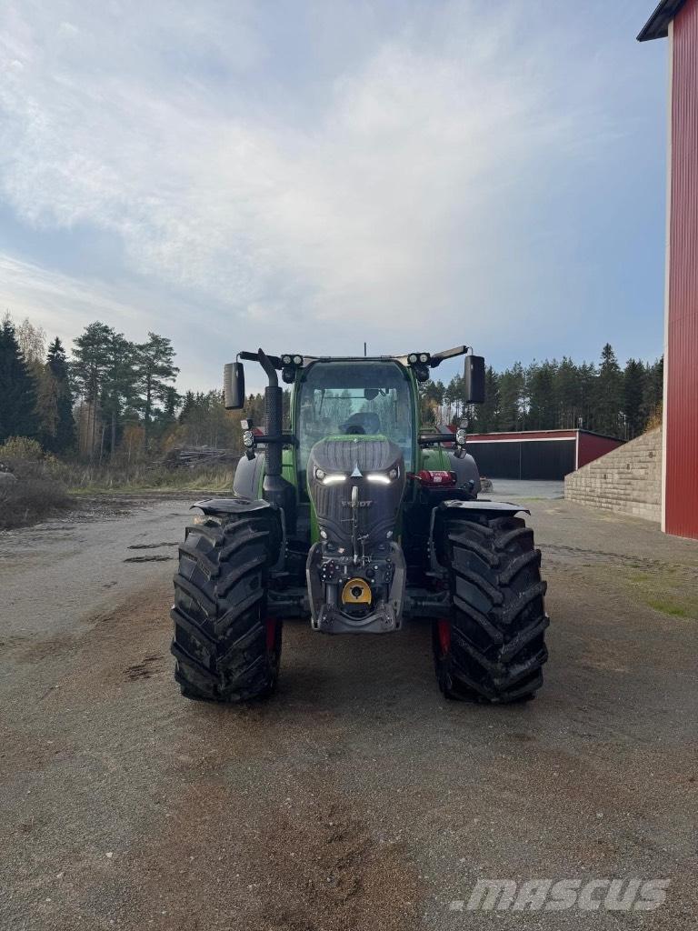 Fendt 728 Gen 7 トラクター