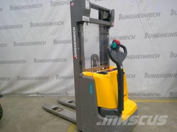 Jungheinrich EJC 112 ウォーキンフォークリフト