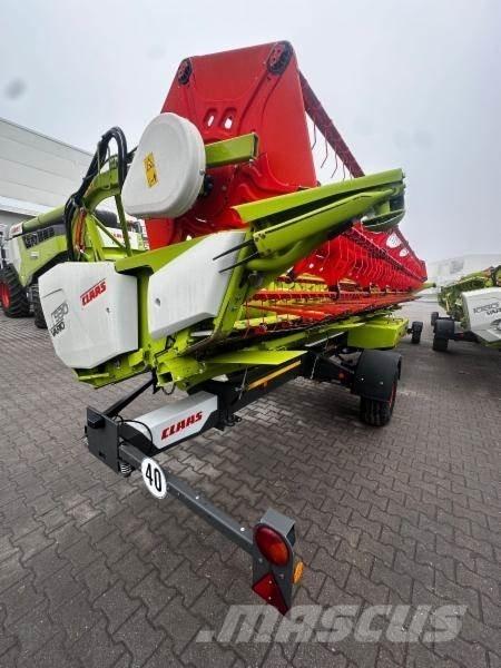CLAAS TRION 750 コンバイン