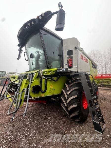CLAAS TRION 750 コンバイン