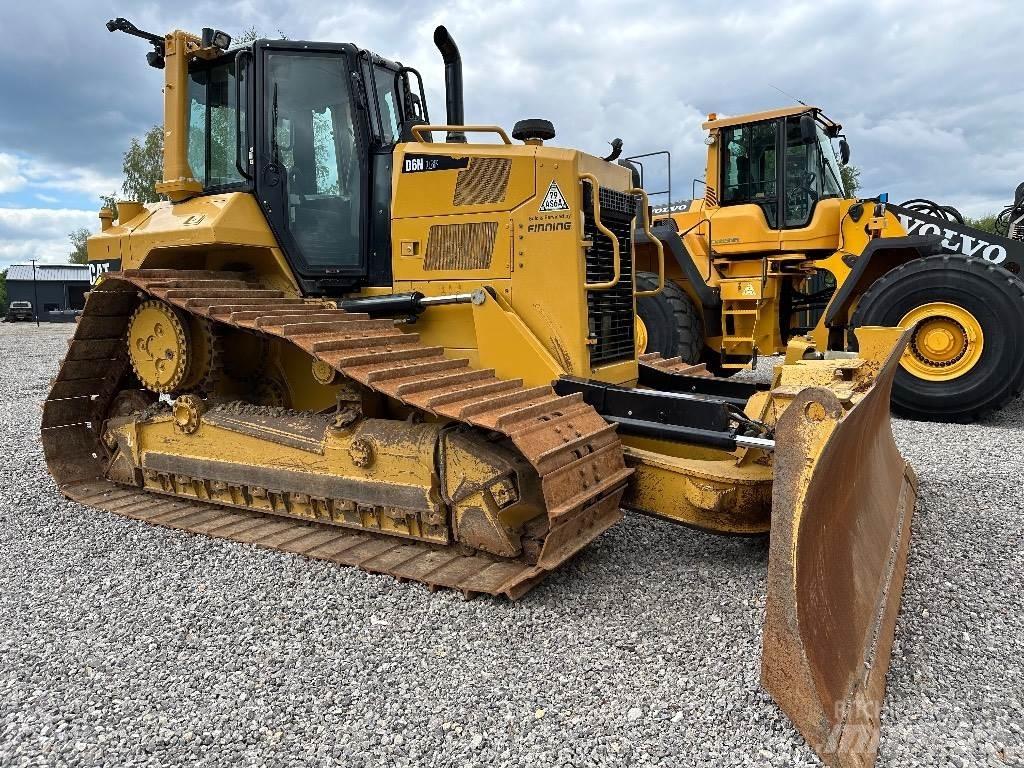 CAT D 6 N LGP ブルドーザー