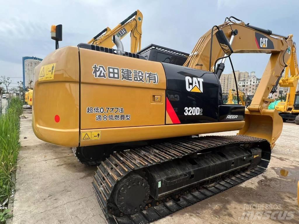 CAT 320 D 大型油圧ショベル12t以上（パワーショベル・ユンボ）