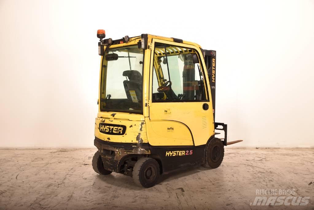 Hyster J 2.5 XN バッテリーフォークリフト
