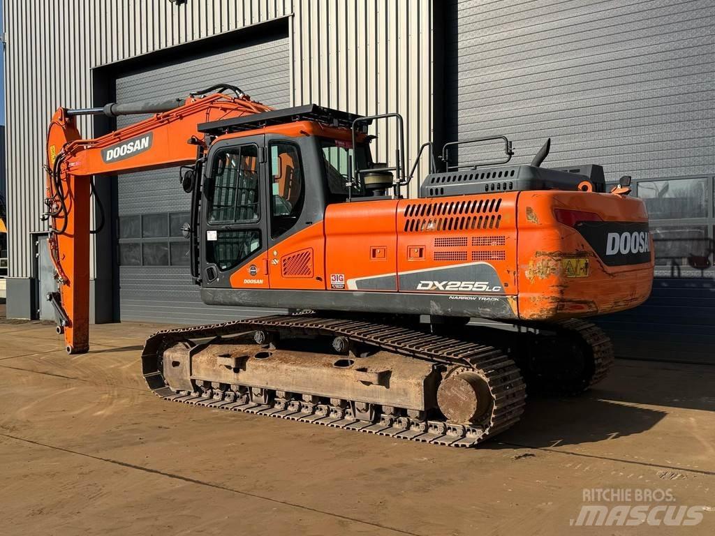 Doosan DX255NLC-5 大型油圧ショベル12t以上（パワーショベル・ユンボ）