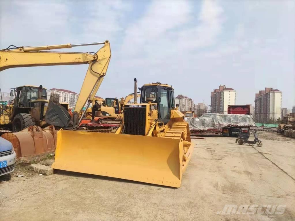 CAT D 6 M ブルドーザー