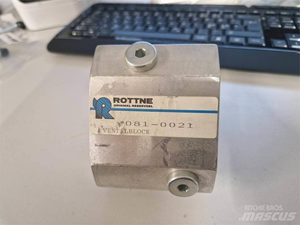Rottne 081-0021 油圧機