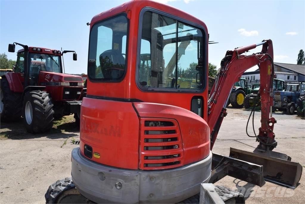 Bobcat E 26 ミニ油圧ショベル 7t以下（ミニユンボ・ミニディガー）