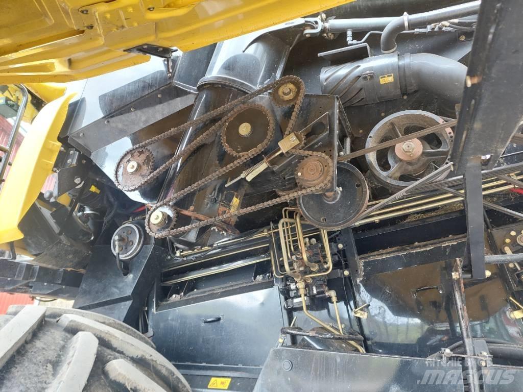 New Holland CR 980 コンバイン