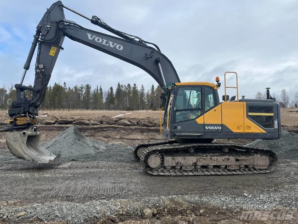 Volvo EC 250 EL 大型油圧ショベル12t以上（パワーショベル・ユンボ）