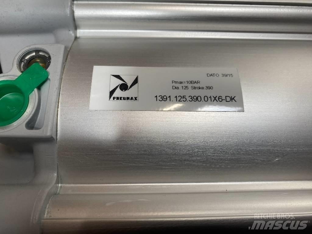  Pneumatic Cylinder 油圧機