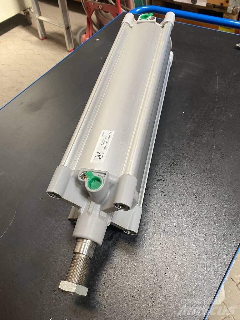  Pneumatic Cylinder 油圧機