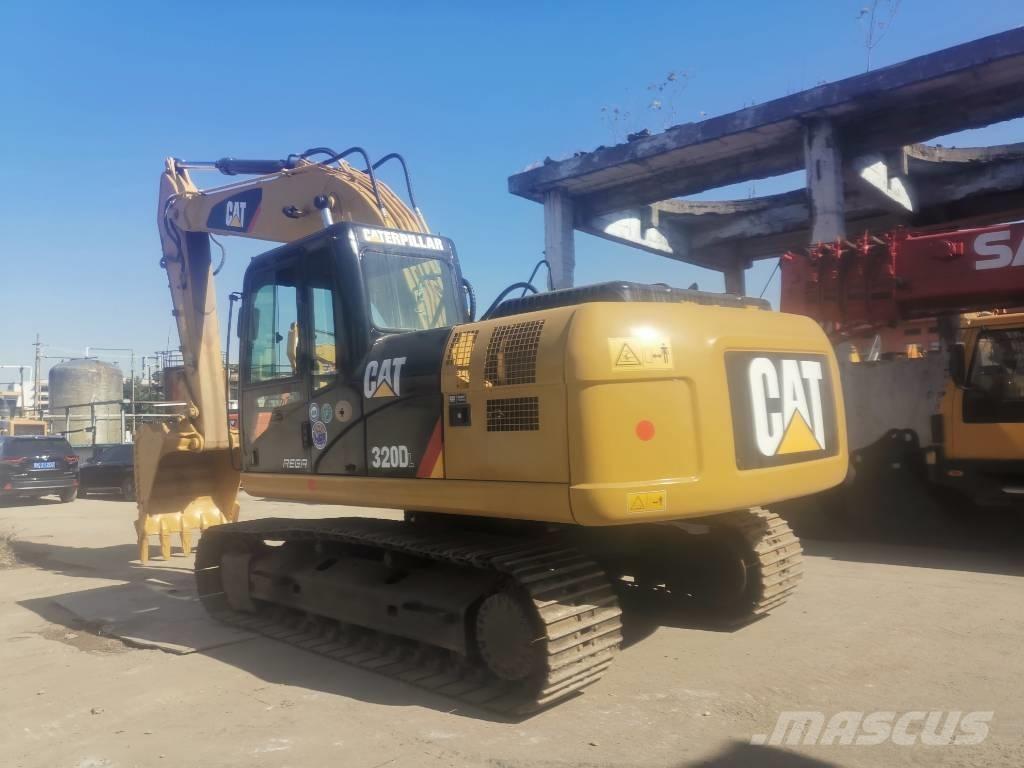 CAT 320 D 大型油圧ショベル12t以上（パワーショベル・ユンボ）