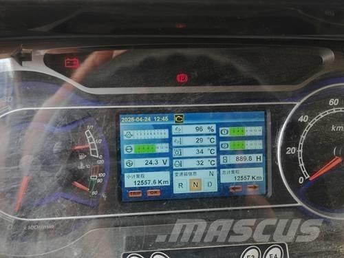 Sany SAC3500C8 オールテレーンクレーン