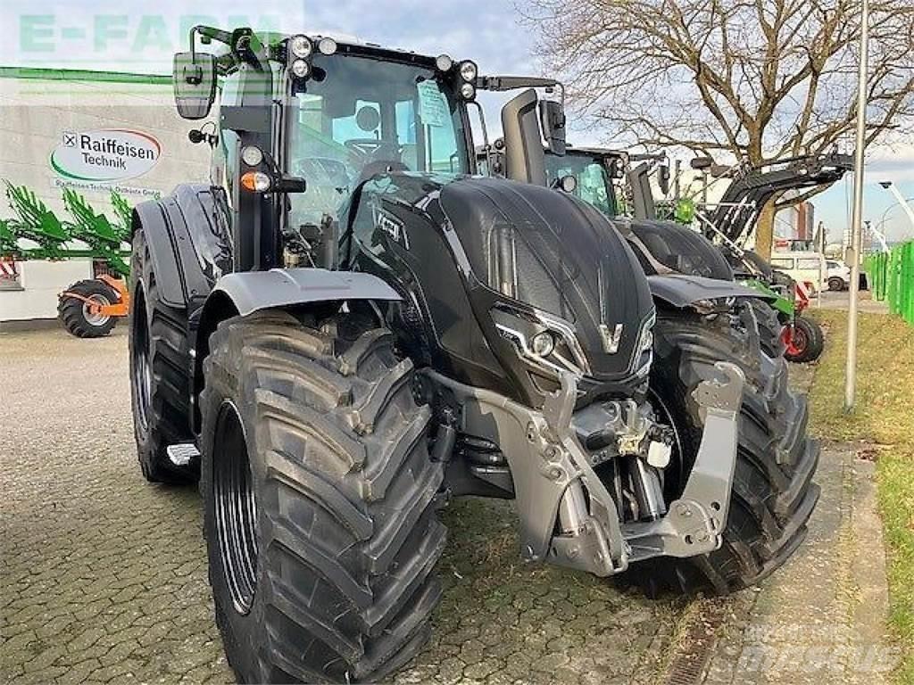 Valtra t 215a トラクター