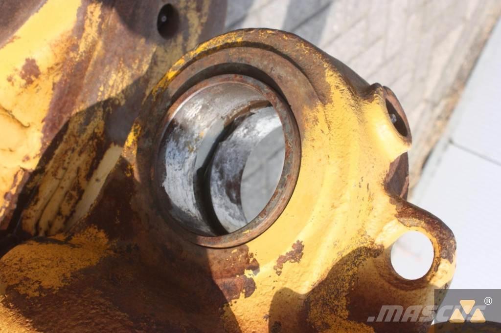 CAT D9H Ripper その他部品