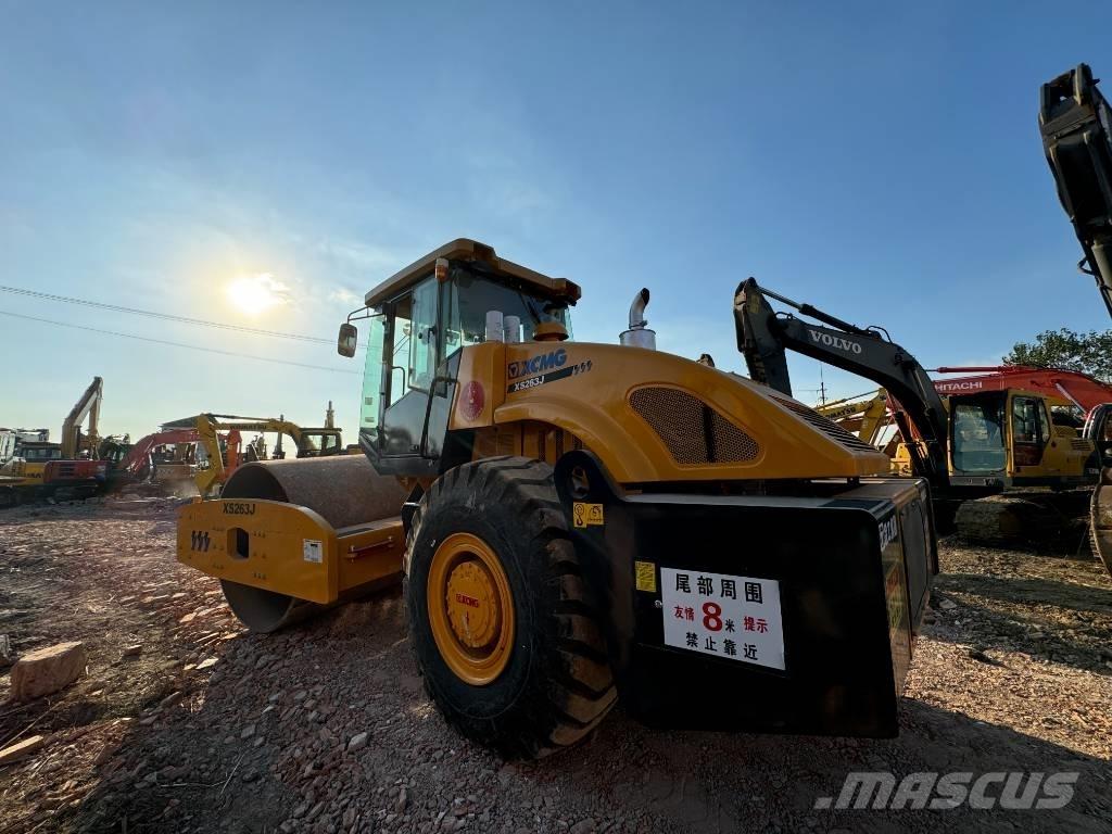 XCMG XS 263 J 振動ローラ