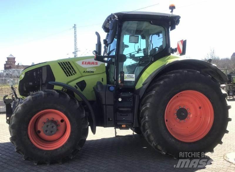 CLAAS AXION 850 トラクター