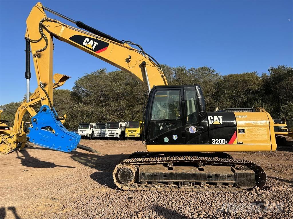 CAT 320 D L 大型油圧ショベル12t以上（パワーショベル・ユンボ）