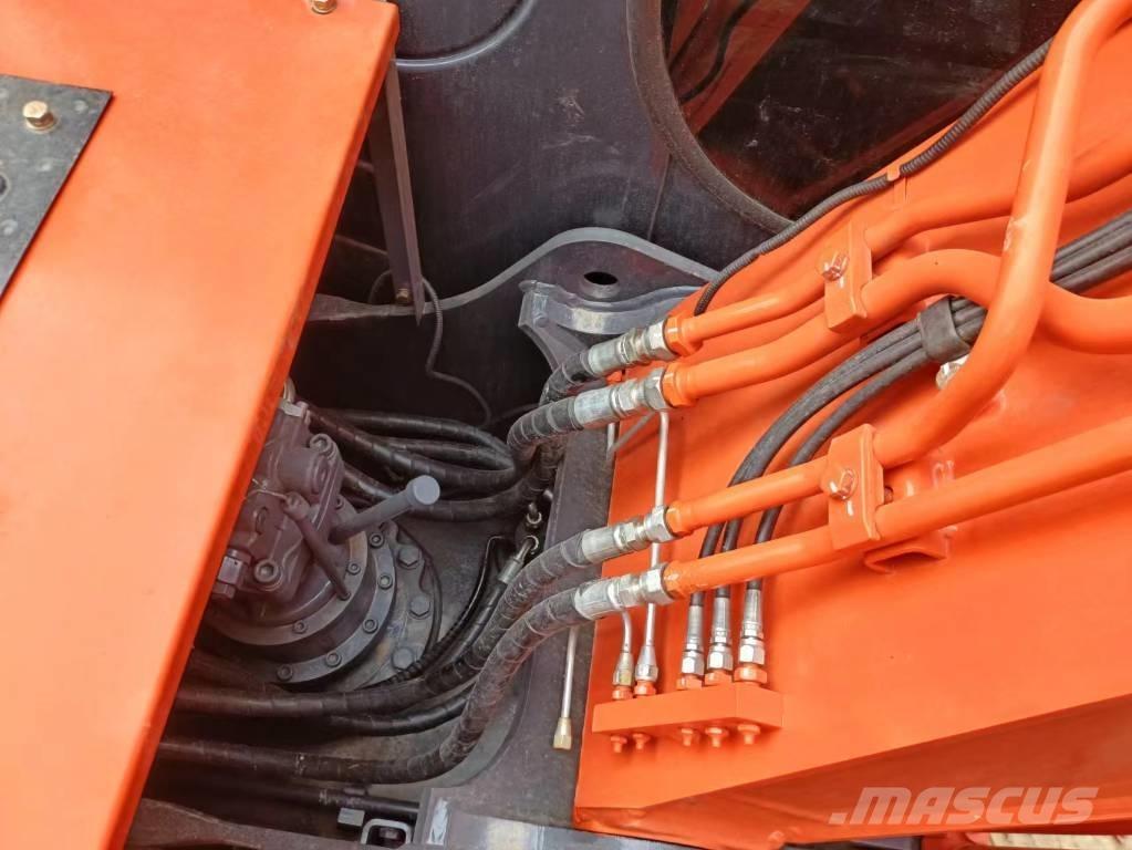 Hitachi ZX120-6 大型油圧ショベル12t以上（パワーショベル・ユンボ）