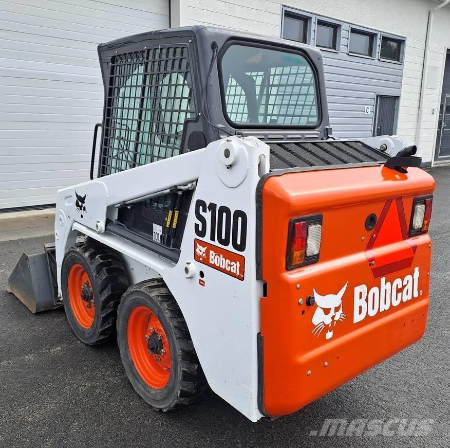 Bobcat S 100 スキッドステアローダー