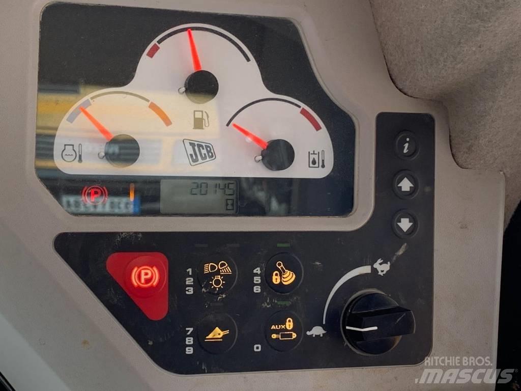 JCB 205 T T4 スキッドステアローダー