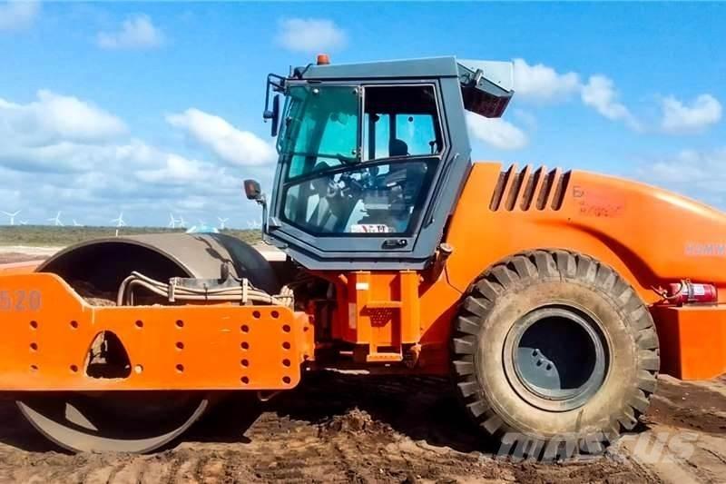 Hamm 3520 コンバインドローラ